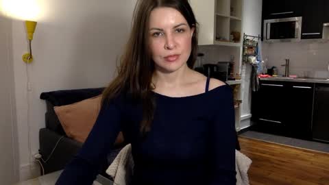 Snapshot of angeladarkk chatting on 01-11-25, 07:49 Angela online show from 01-11-25, 07:49