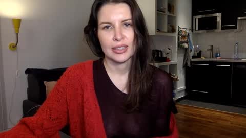 Angela online show from 11-25-25, 07:36