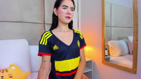 Snapshot of angelag_ chatting on 06-28-26, 04:18 angelag_ online show from 06-28-26, 04:18