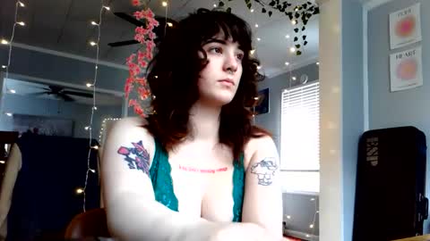 Snapshot of angelalice555 chatting on 03-17-26, 07:06 angelalice555 online show from 03-17-26, 07:06