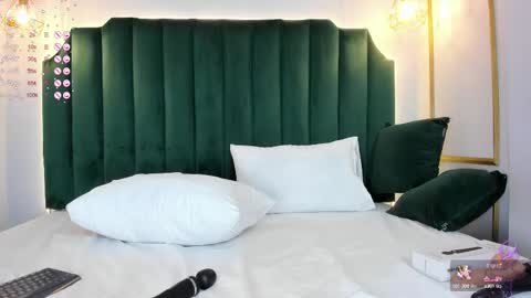 Angela  online show from 02-12-25, 08:29