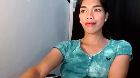 SENORITA online show from 04-17-26, 09:51