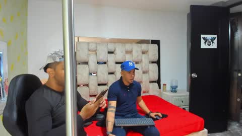 Angel And Cris online show from 09-10-25, 12:16