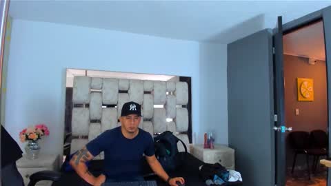 Angel And Cris online show from 09-18-25, 12:07