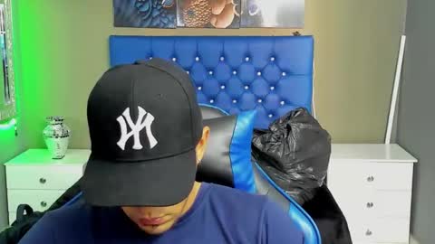 Angel And Cris online show from 09-24-25, 11:57