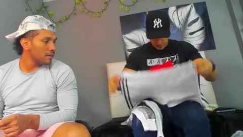 Angel And Cris online show from 09-29-25, 12:32