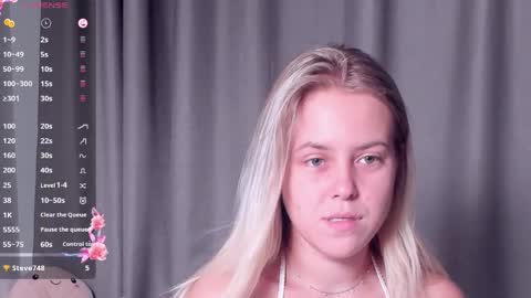 Snapshot of angelanty chatting on 09-18-25, 03:25 Darsi Anty online show from 09-18-25, 03:25