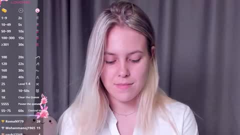 Snapshot of angelanty chatting on 09-22-25, 03:14 Darsi Anty online show from 09-22-25, 03:14