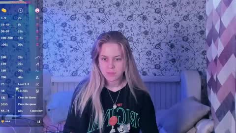 Darsi Anty online show from 04-23-26, 02:41