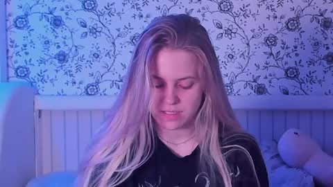 Darsi Anty online show from 05-20-26, 04:24