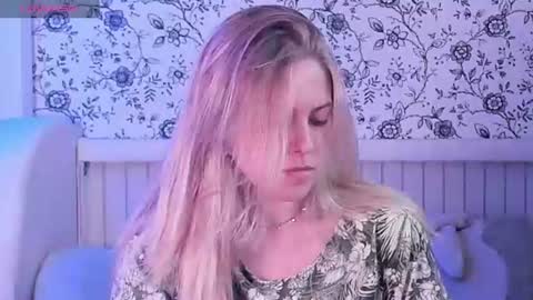 Snapshot of angelanty chatting on 06-26-26, 03:16 Darsi Anty online show from 06-26-26, 03:16