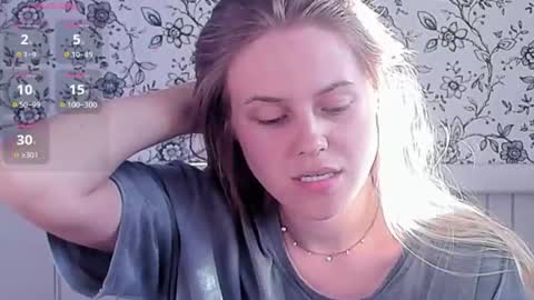 Snapshot of angelanty chatting on 07-17-26, 03:18 Darsi Anty online show from 07-17-26, 03:18
