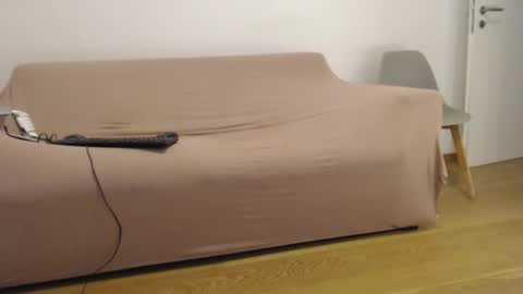 Snapshot of angelastingray chatting on 02-12-26, 06:30 Angela Stingray online show from 02-12-26, 06:30