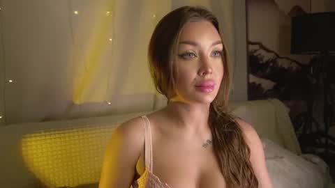 Hi my name is Anny HOT PVT IS OPEN MY FAV PATTER IS 57 online show from 06-25-26, 09:03