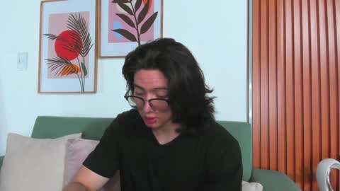 Angel Bennet online show from 01-20-25, 03:15