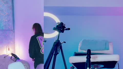 angel online show from 04-04-26, 01:37