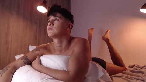 Snapshot of angelcossio chatting on 02-06-25, 02:55 Angel online show from 02-06-25, 02:55