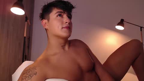 Snapshot of angelcossio chatting on 02-15-25, 10:52 Angel online show from 02-15-25, 10:52