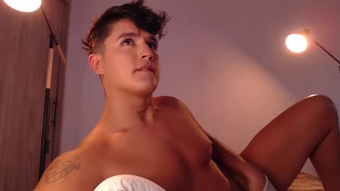 Snapshot of angelcossio chatting on 03-10-25, 10:55 Angel online show from 03-10-25, 10:55