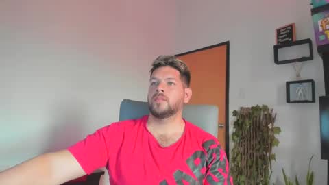 Snapshot of angelcute3 chatting on 10-08-25, 02:47 angel online show from 10-08-25, 02:47