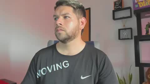 Snapshot of angelcute3 chatting on 10-14-25, 04:41 angel online show from 10-14-25, 04:41