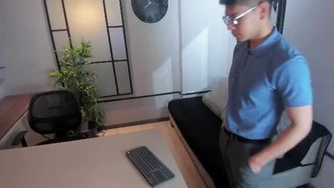 Angel  online show from 07-12-26, 11:34