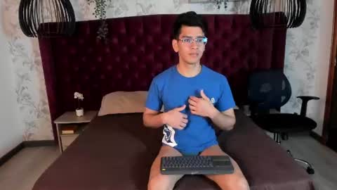 Angel  online show from 07-18-26, 11:47