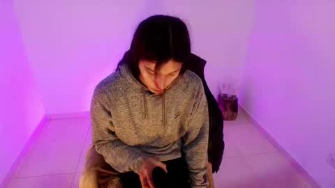 Snapshot of angele_johnson chatting on 03-04-26, 06:58 angele online show from 03-04-26, 06:58