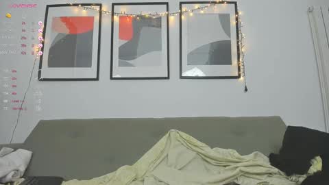 Frankie  online show from 02-20-25, 05:33