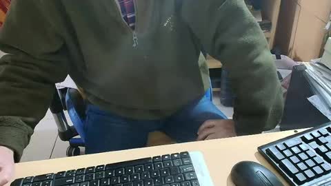 Snapshot of angelgarcia269 chatting on 07-22-26, 12:19 angelgarcia269 online show from 07-22-26, 12:19