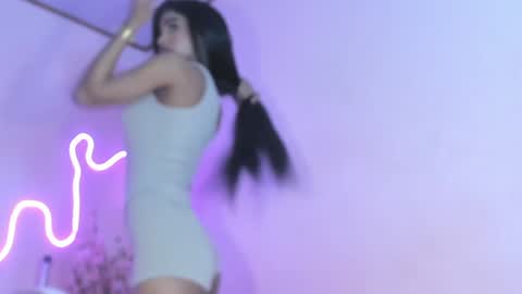 Snapshot of angeli_sexi chatting on 01-19-25, 12:28 Carolina online show from 01-19-25, 12:28