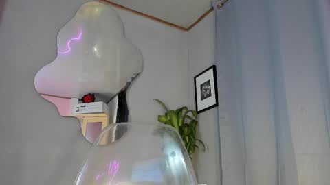 Snapshot of angeli_sexi chatting on 10-02-25, 12:50 Carolina online show from 10-02-25, 12:50