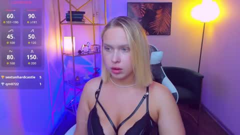 Snapshot of angelic_coy chatting on 05-15-26, 04:36 Angelic beauty online show from 05-15-26, 04:36