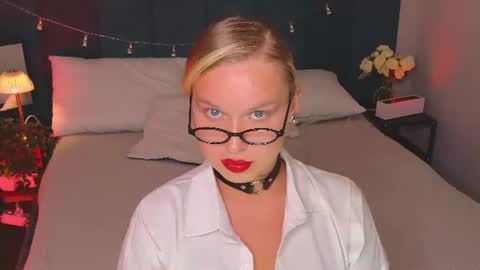 Angelic beauty online show from 06-25-26, 10:53