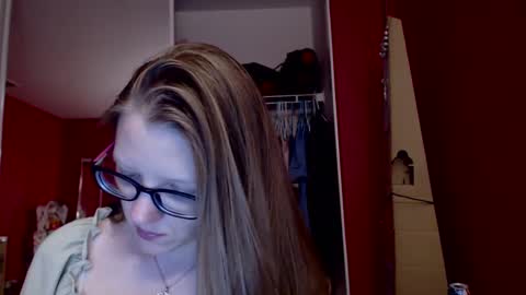 Snapshot of angelicangel3 chatting on 01-02-25, 07:44 AngelicAngel online show from 01-02-25, 07:44