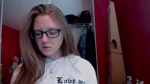 Snapshot of angelicangel3 chatting on 02-10-25, 06:13 AngelicAngel online show from 02-10-25, 06:13