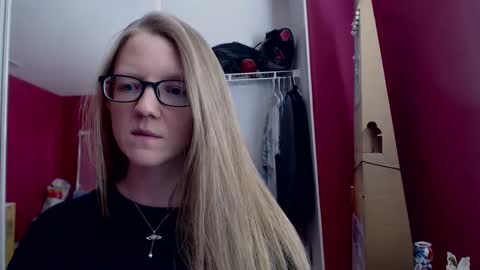 Snapshot of angelicangel3 chatting on 02-11-25, 11:01 AngelicAngel online show from 02-11-25, 11:01
