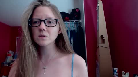 Snapshot of angelicangel3 chatting on 02-17-25, 08:26 AngelicAngel online show from 02-17-25, 08:26