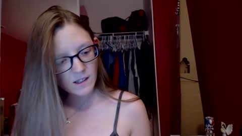 Snapshot of angelicangel3 chatting on 02-25-25, 03:09 AngelicAngel online show from 02-25-25, 03:09