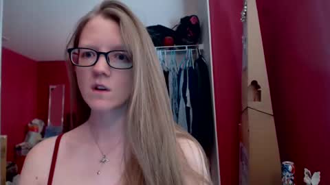 Snapshot of angelicangel3 chatting on 02-27-25, 07:26 AngelicAngel online show from 02-27-25, 07:26