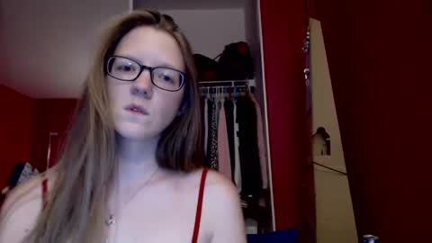 Snapshot of angelicangel3 chatting on 10-09-25, 06:33 AngelicAngel online show from 10-09-25, 06:33