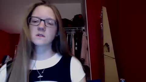 Snapshot of angelicangel3 chatting on 10-18-25, 05:43 AngelicAngel online show from 10-18-25, 05:43