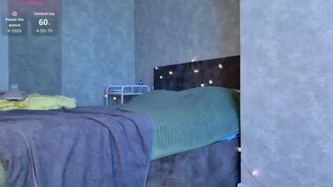 angelicfenix online show from 06-18-26, 12:09