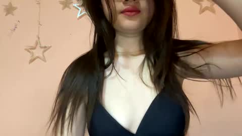 Snapshot of angelicfloryn chatting on 02-25-25, 06:03 Angelic florym online show from 02-25-25, 06:03