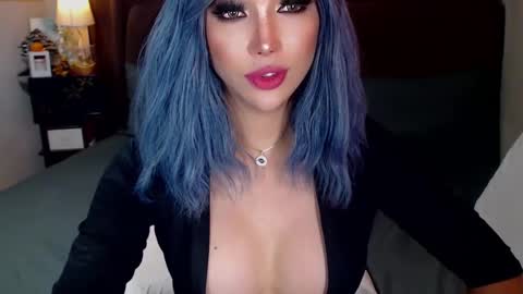 MS. AMALIA online show from 02-11-25, 06:30