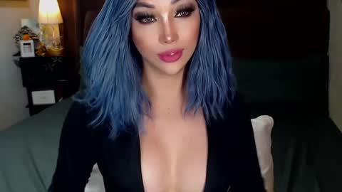 MS. AMALIA online show from 02-14-25, 10:49