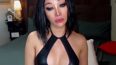 MS. AMALIA online show from 02-16-25, 11:27