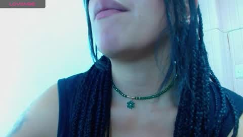 Snapshot of angelie_3 chatting on 01-28-25, 05:22 angelie online show from 01-28-25, 05:22