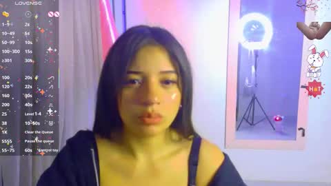 Snapshot of angelie_3 chatting on 09-15-25, 02:11 angelie online show from 09-15-25, 02:11