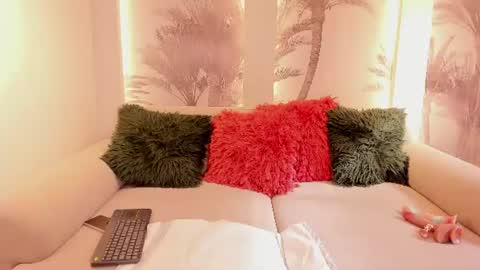 Angelie Rose  online show from 07-25-26, 01:19